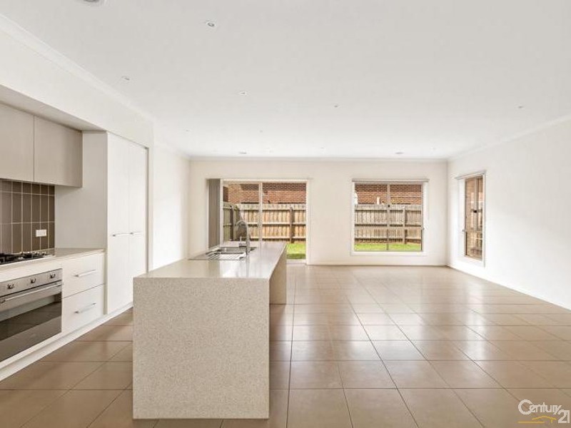 9 Struga Road, Sunshine West VIC 3020