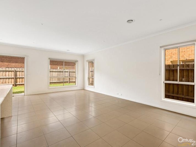 9 Struga Road, Sunshine West VIC 3020
