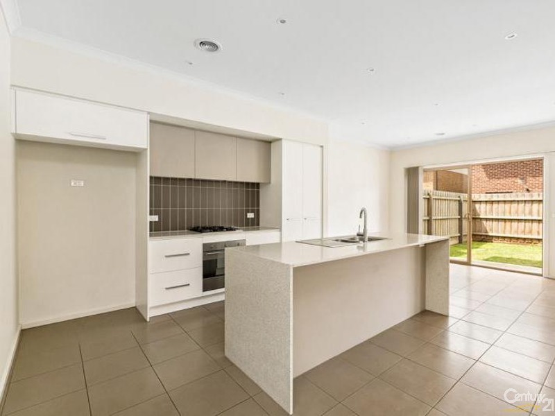 9 Struga Road, Sunshine West VIC 3020