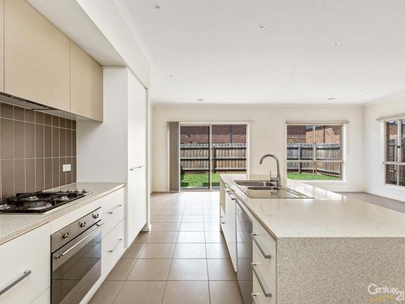 9 Struga Road, Sunshine West VIC 3020