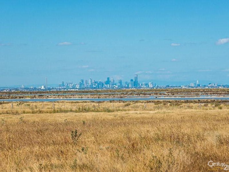 16 Jemma Avenue, Point Cook VIC 3030