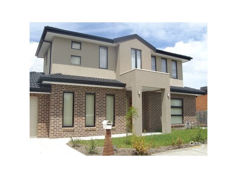 2/19 Alexander Ave, Dandenong VIC 3175