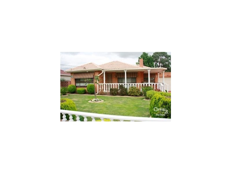 17 Boronia Ave, Dandenong North VIC 3175