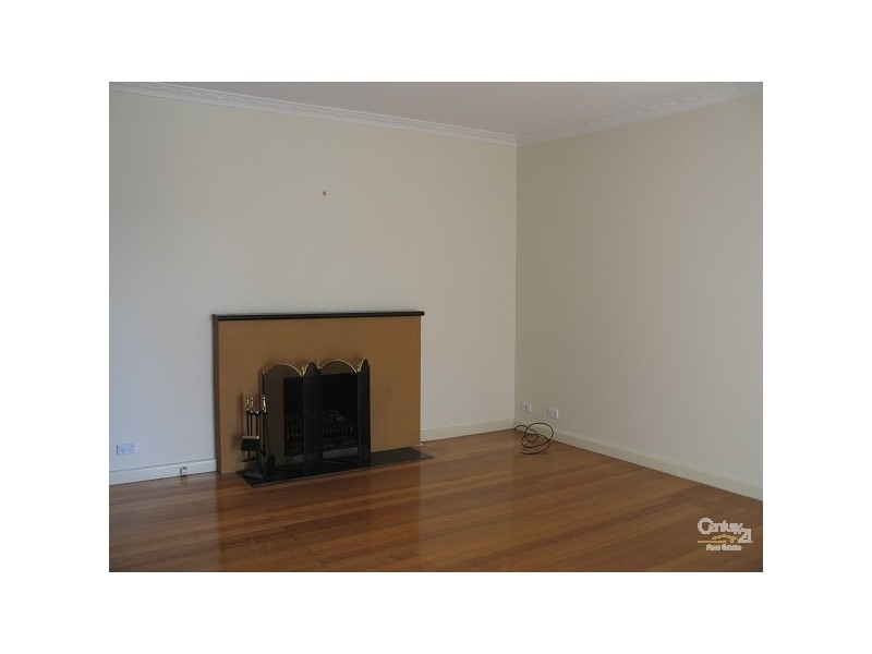 5 Dawson Court, Clayton VIC 3168