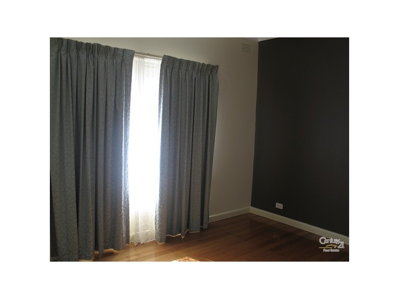 5 Dawson Court, Clayton VIC 3168