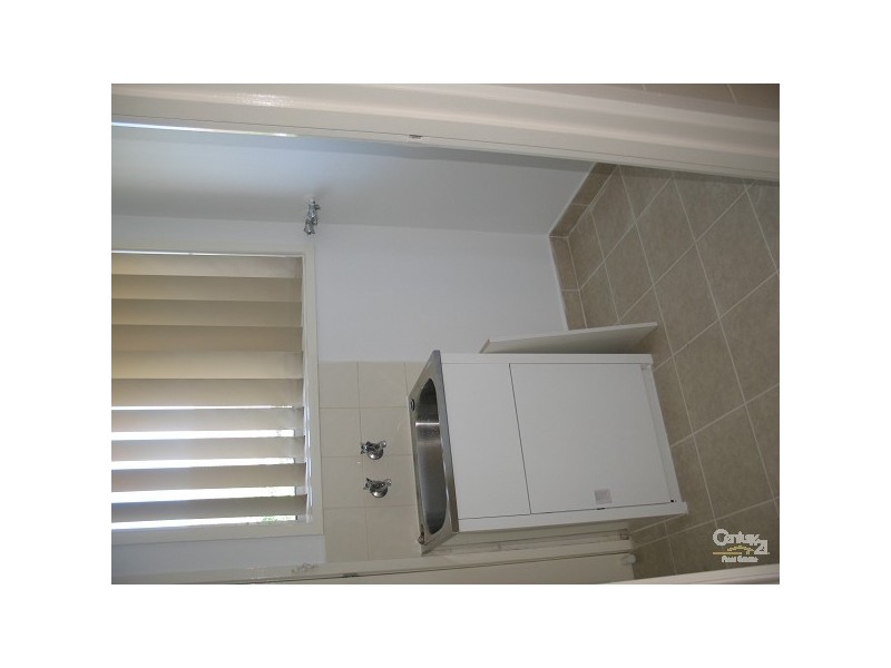 2/7 Haresta Ave, Dandenong South VIC 3175