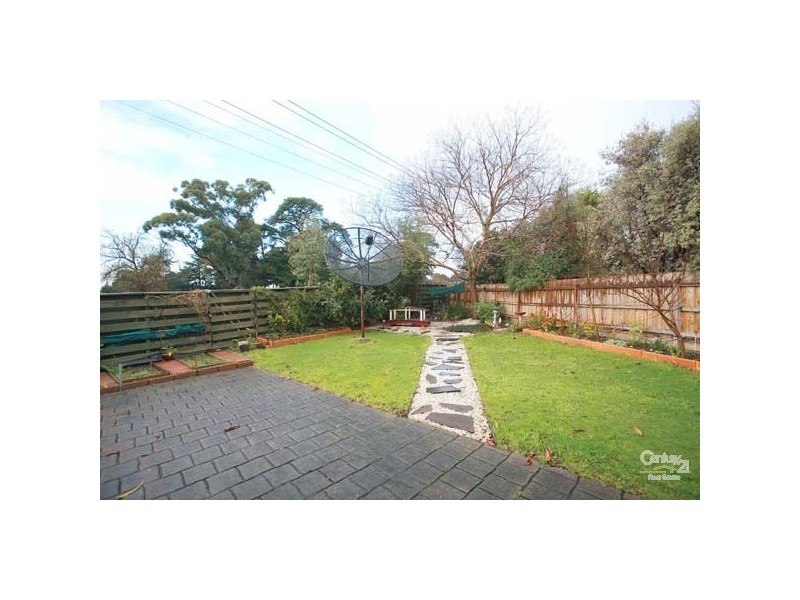 5 Antrim Close, Endeavour Hills VIC 3802