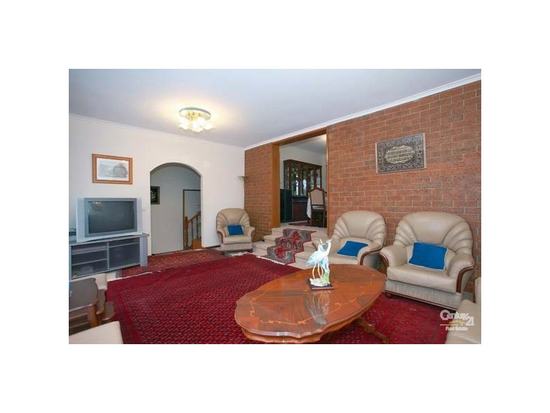 5 Antrim Close, Endeavour Hills VIC 3802