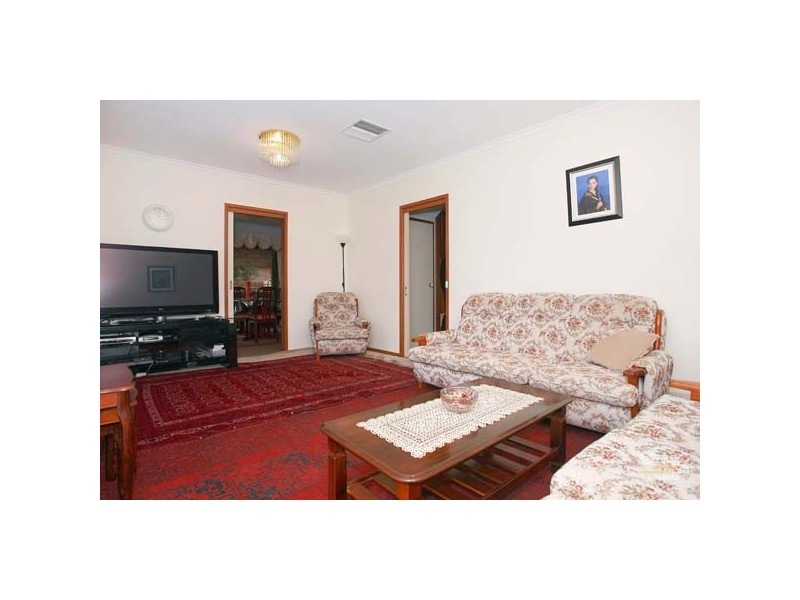 5 Antrim Close, Endeavour Hills VIC 3802