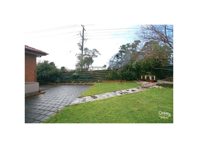 5 Antrim Close, Endeavour Hills VIC 3802