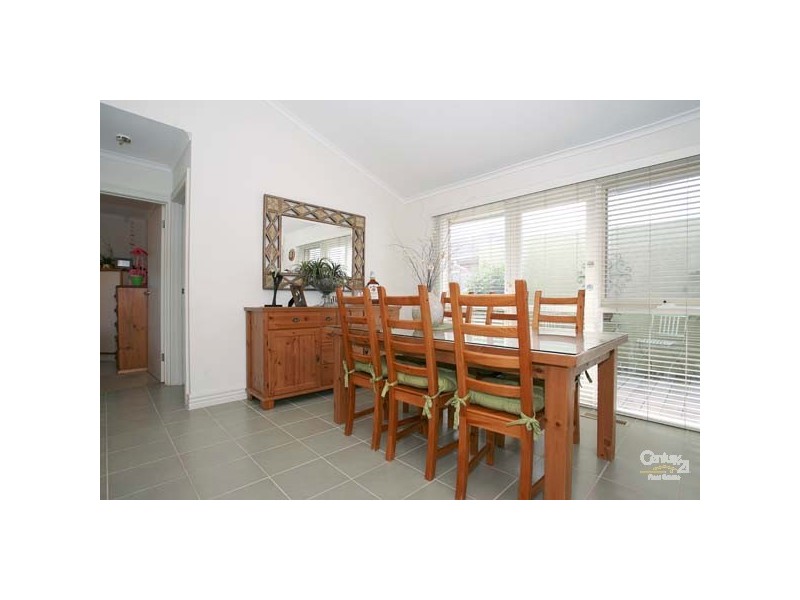 8 Norlane Street, Keysborough VIC 3173