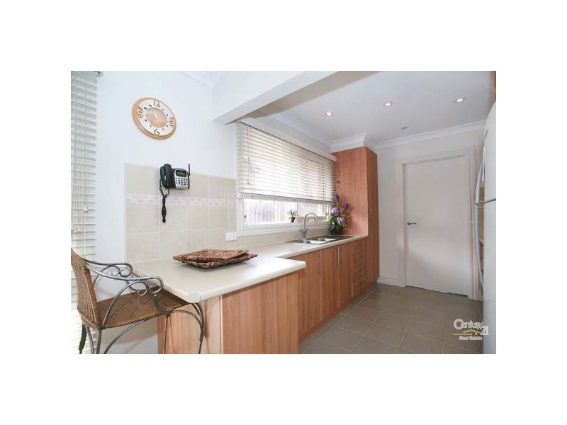 8 Norlane Street, Keysborough VIC 3173