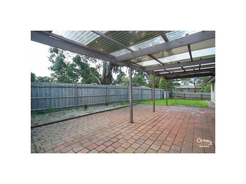 20 Saxonwood Drive, Narre Warren VIC 3805