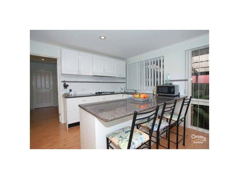 9 Gumbuya Close, Eumemmerring VIC 3177