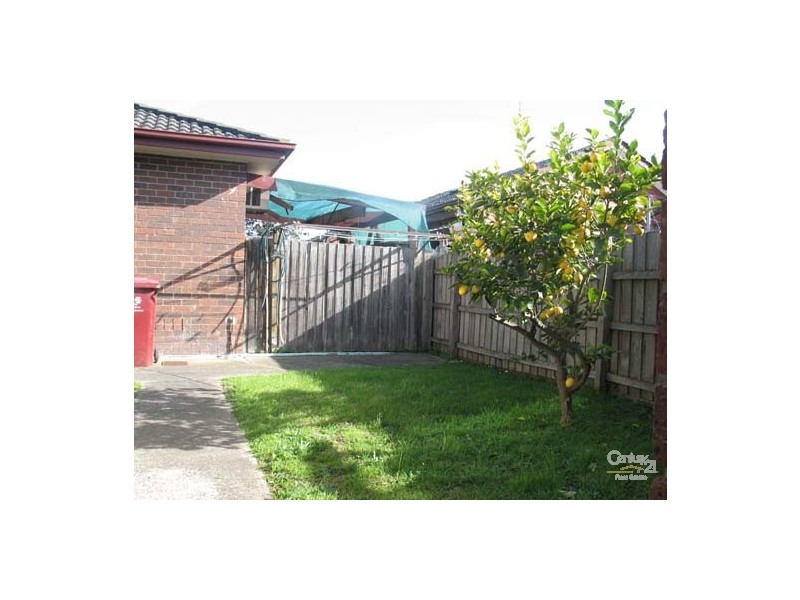 Unit 1/6 Benga Avenue, Dandenong VIC 3175