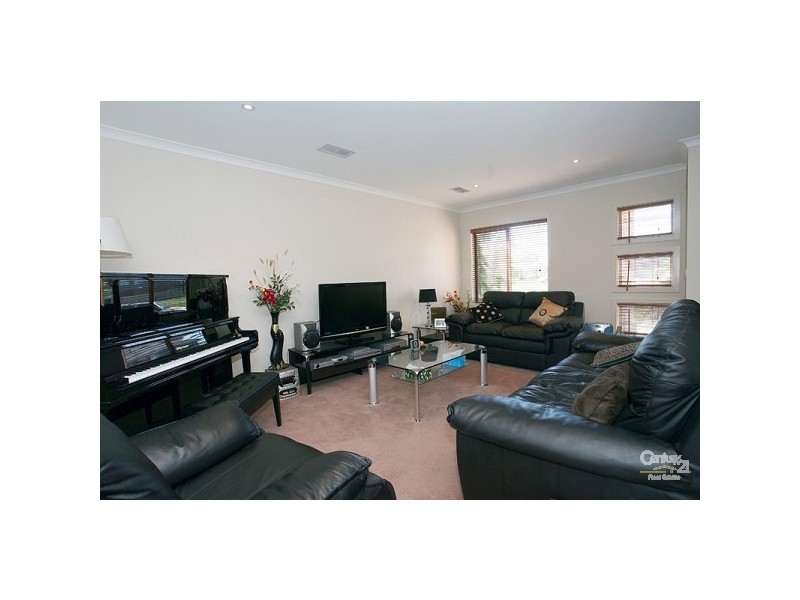 30 Allan Street, Dandenong VIC 3175