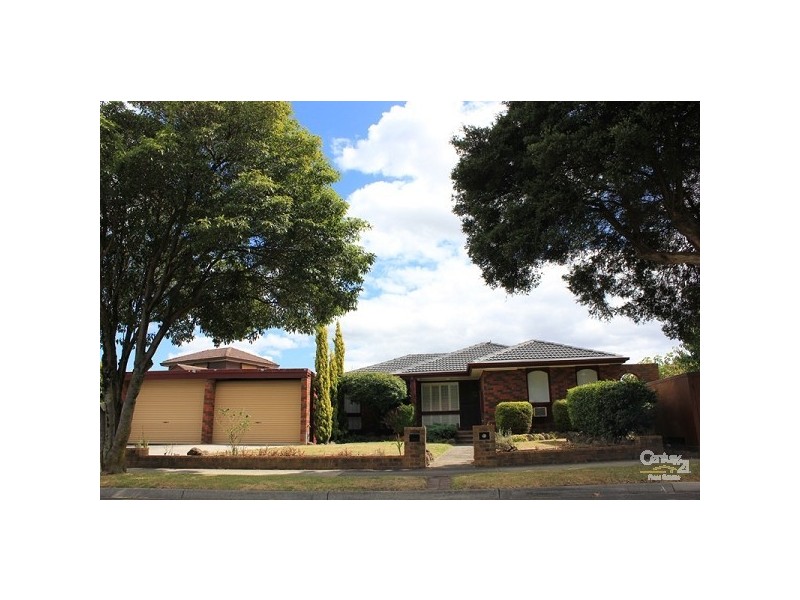 94 Rawdon Hill Drive, Dandenong North VIC 3175