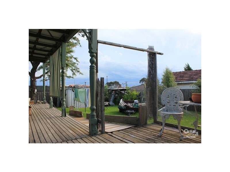 27 Hutton St, Dandenong VIC 3175