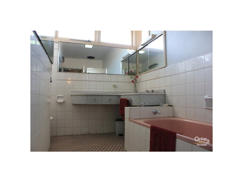 14/7-11 Hutton St, Dandenong VIC 3175