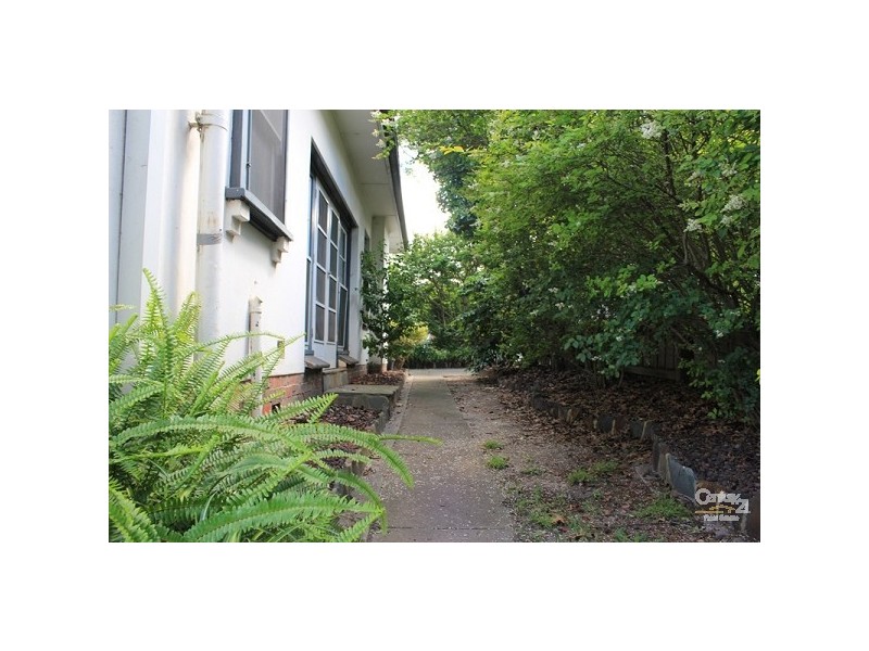 14/7-11 Hutton St, Dandenong VIC 3175