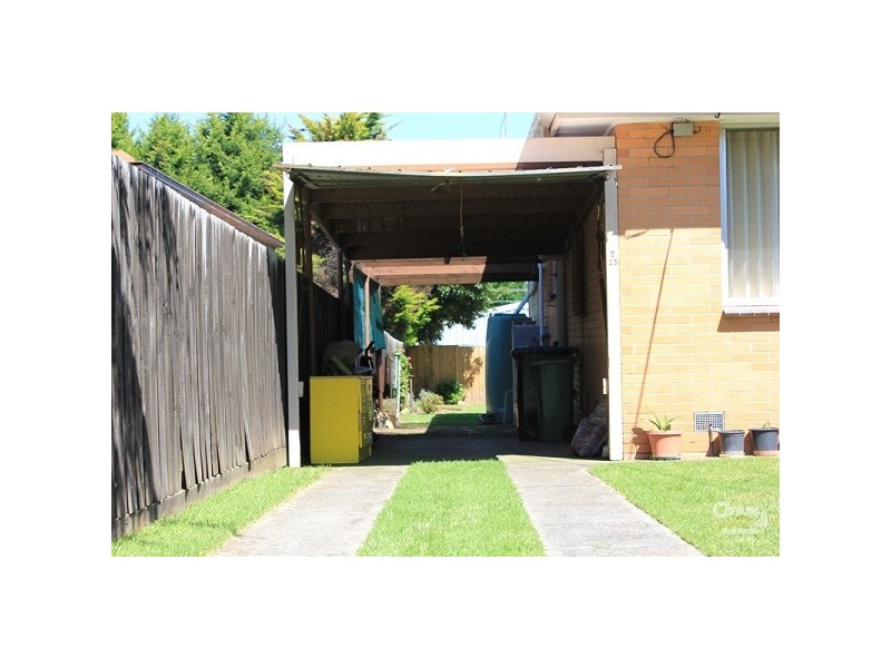 2/13 Carlisle Road, Hallam VIC 3803