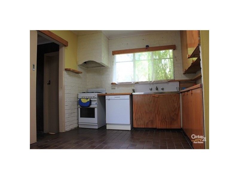 5 Page Court, Dandenong North VIC 3175