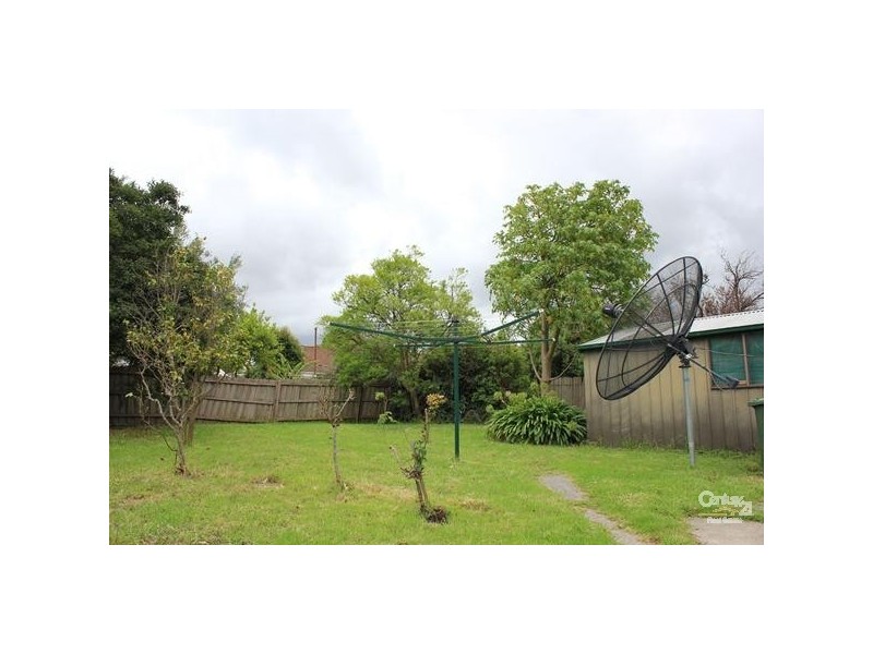 33 Curtin Crescent, Dandenong North VIC 3175