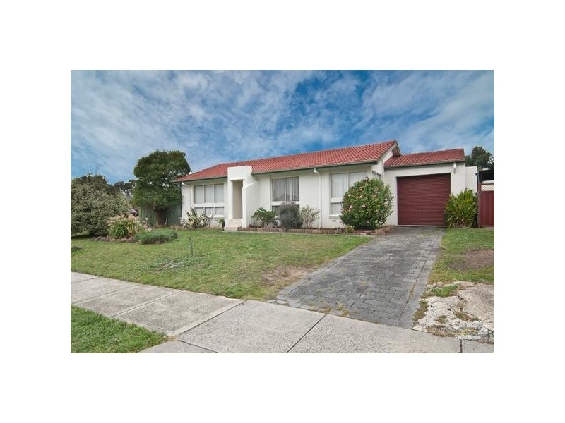 12 Muirkirk Close, Endeavour Hills VIC 3802