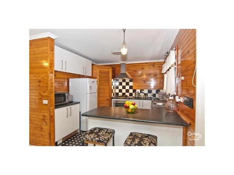 12 Muirkirk Close, Endeavour Hills VIC 3802