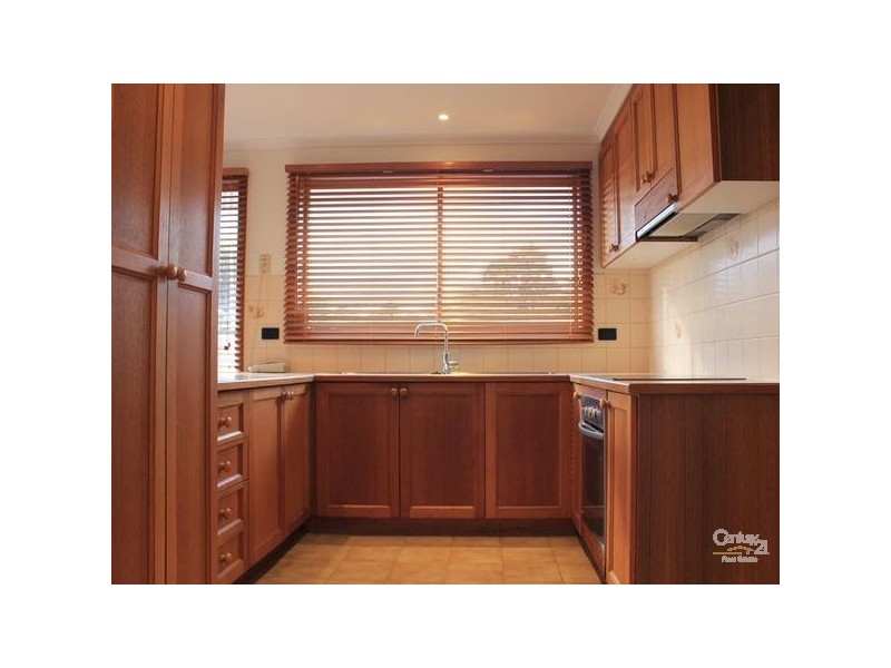 1/3 Arthur Phillip Drive, Endeavour Hills VIC 3802