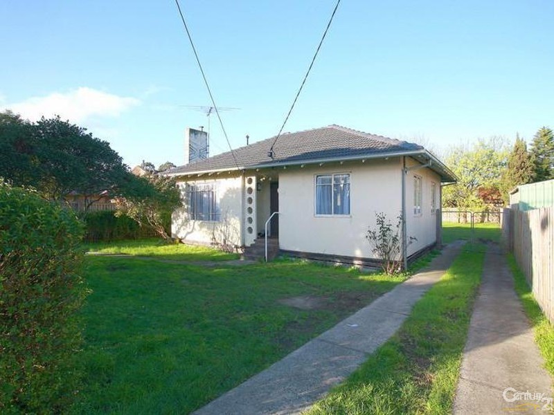 27 Power Rd, Doveton VIC 3177