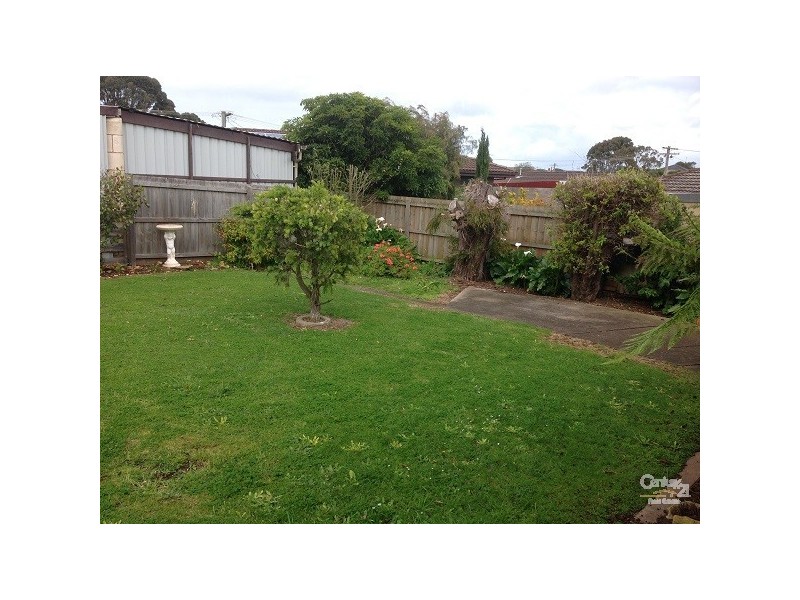19 Pecten Avenue, Warrnambool VIC 3280