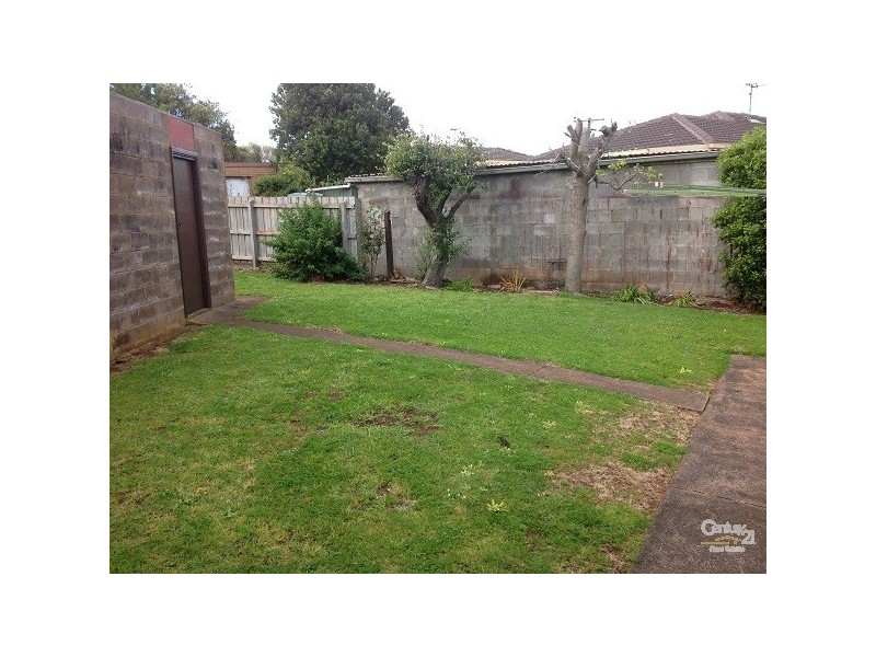 19 Pecten Avenue, Warrnambool VIC 3280