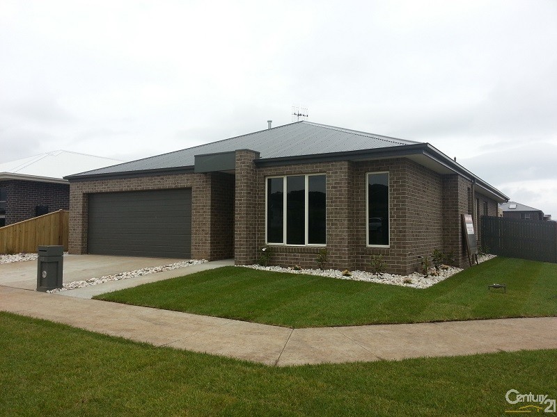 48 Dennington Rise, Warrnambool VIC 3280