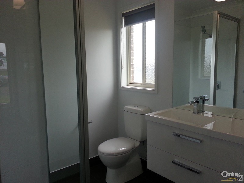 48 Dennington Rise, Warrnambool VIC 3280