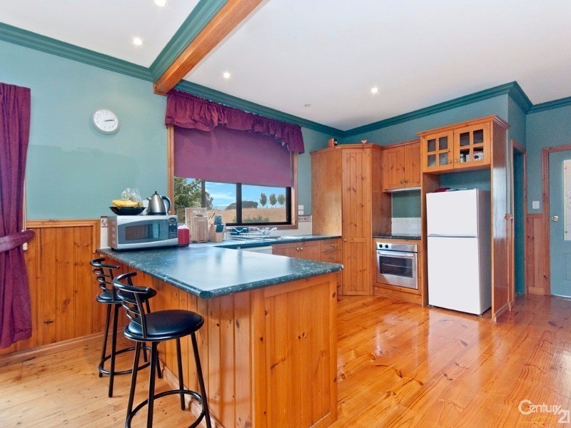 145 Port Campbell Road, Timboon VIC 3268