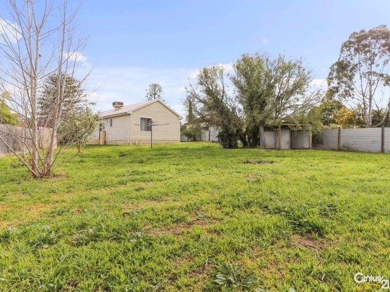 43 Shaw Street, Mortlake VIC 3272