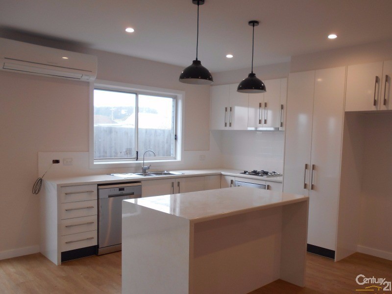 4/6  The Esplanade, Warrnambool VIC 3280