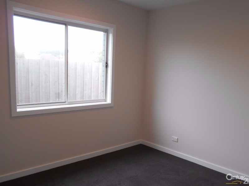 4/6  The Esplanade, Warrnambool VIC 3280