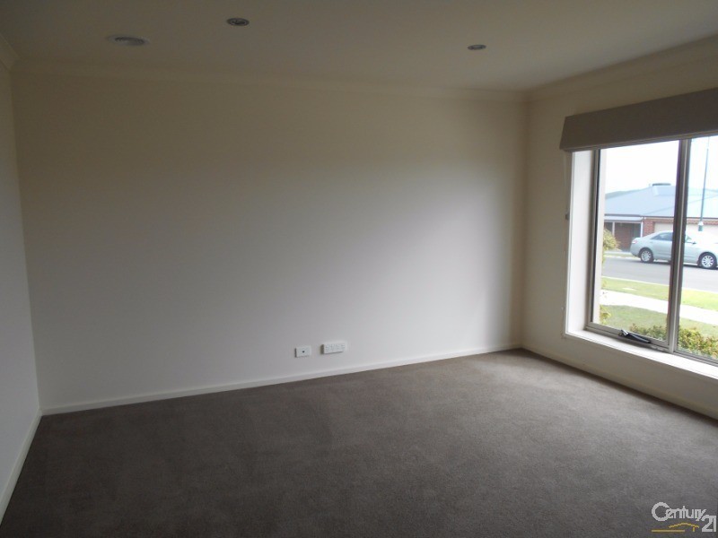 26 Dennington Rise, Warrnambool VIC 3280