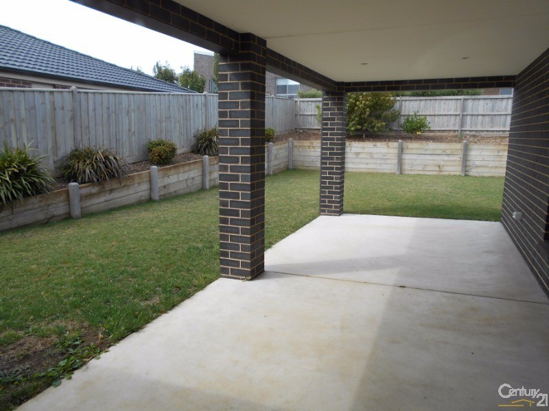 26 Dennington Rise, Warrnambool VIC 3280