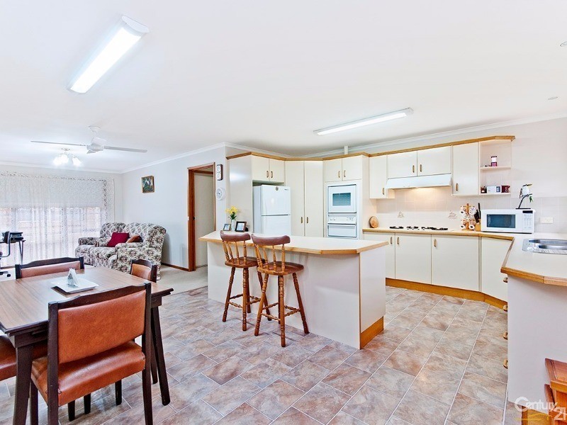 27 Iona Avenue, Warrnambool VIC 3280