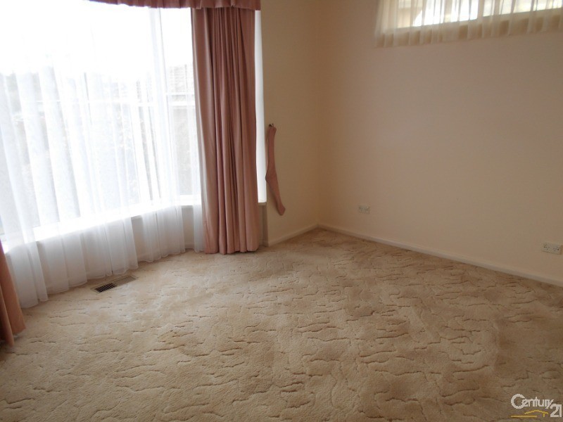 12 Floral Place, Warrnambool VIC 3280