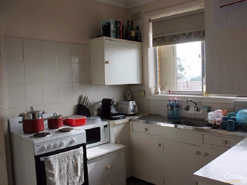 16 St James Crescent, Warrnambool VIC 3280