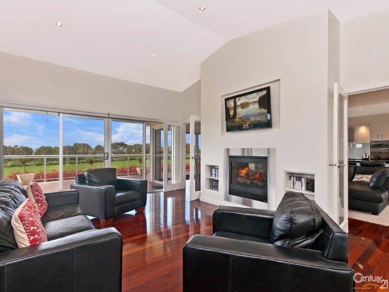 42 Douglas Lane, Illowa VIC 3282