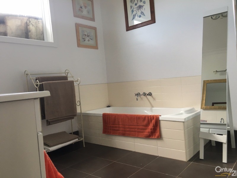 2  Cramer Street, Warrnambool VIC 3280