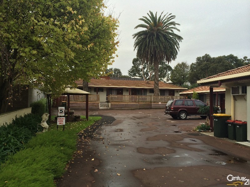 8-762 Raglan Parade, Warrnambool VIC 3280