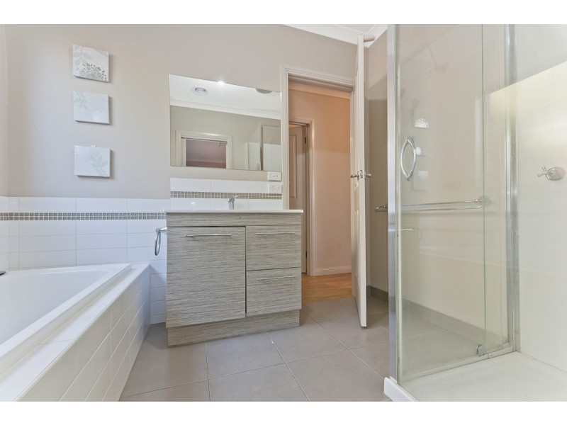 107a Raglan Parade, Warrnambool VIC 3280