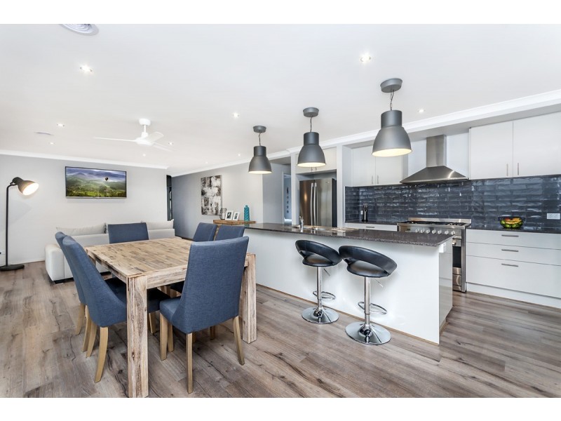 44 Somerville Boulevard, Warrnambool VIC 3280