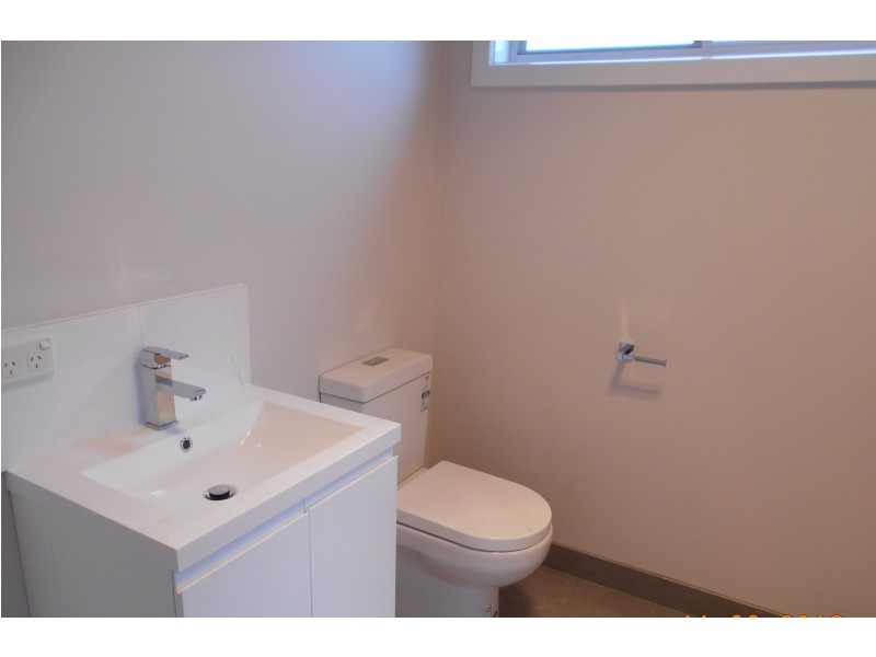 4/6 The Esplanade, Dennington VIC 3280